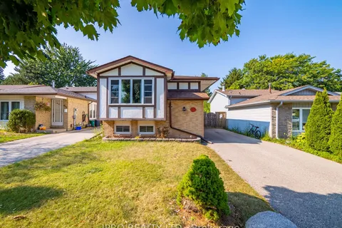 450 Drummerhill Cres, Waterloo, ON N2T 1G4
