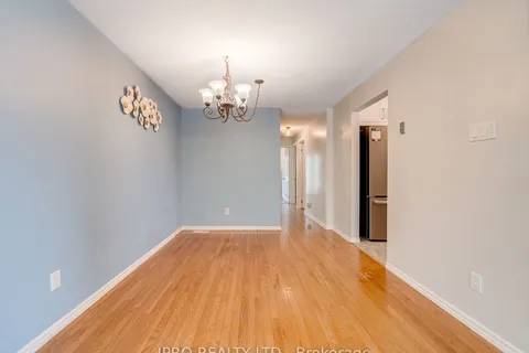 450 Drummerhill Cres, Waterloo, ON N2T 1G4