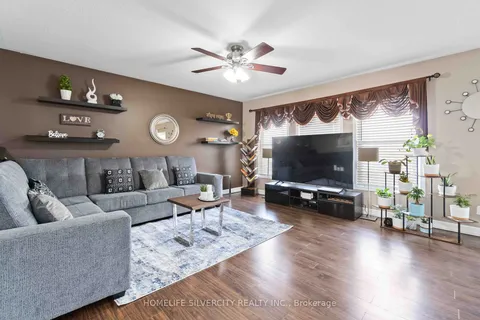 158 Coulthard Blvd, Cambridge, ON N1T 2J5