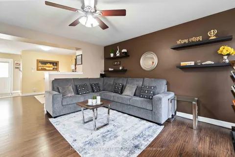 158 Coulthard Blvd, Cambridge, ON N1T 2J5