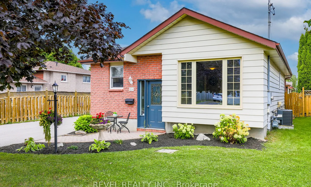 18 Denniston St, Kawartha Lakes, ON K9V 5M5