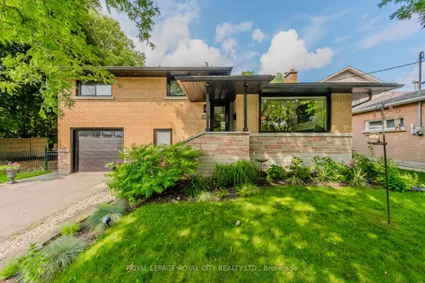 1735 Queenston Rd, Cambridge, ON N3H 3M3