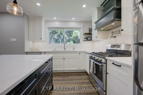 56 Main St, Mapleton, ON N0G 1P0