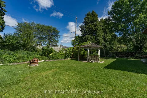 48 Corinth Crt, London, ON N5W 1N5