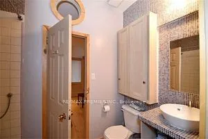 135 Sleepy Hollow Road, Blue Mountains, ON L9Y 0S2