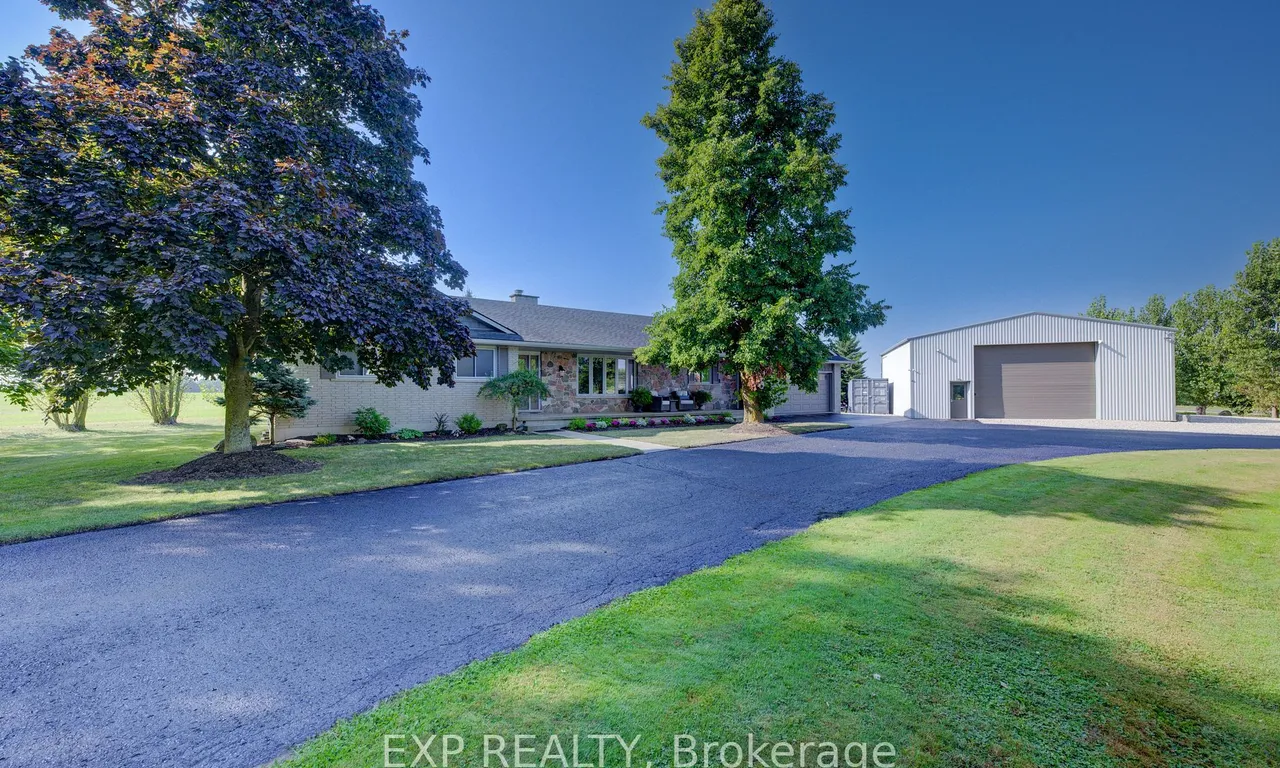 7998 Wellington Rd 7, Mapleton, ON N0G 2K0