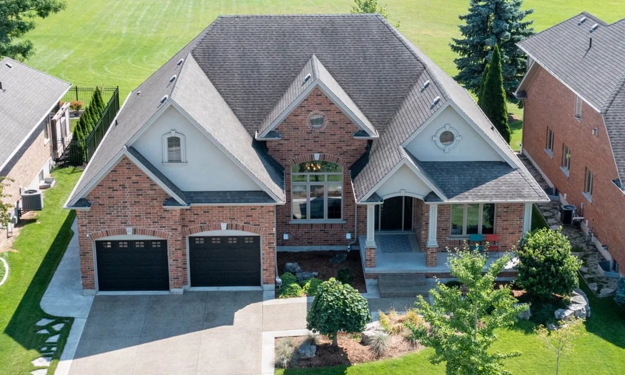 22 Black Maple Cres, Kitchener, ON N2P 2W7