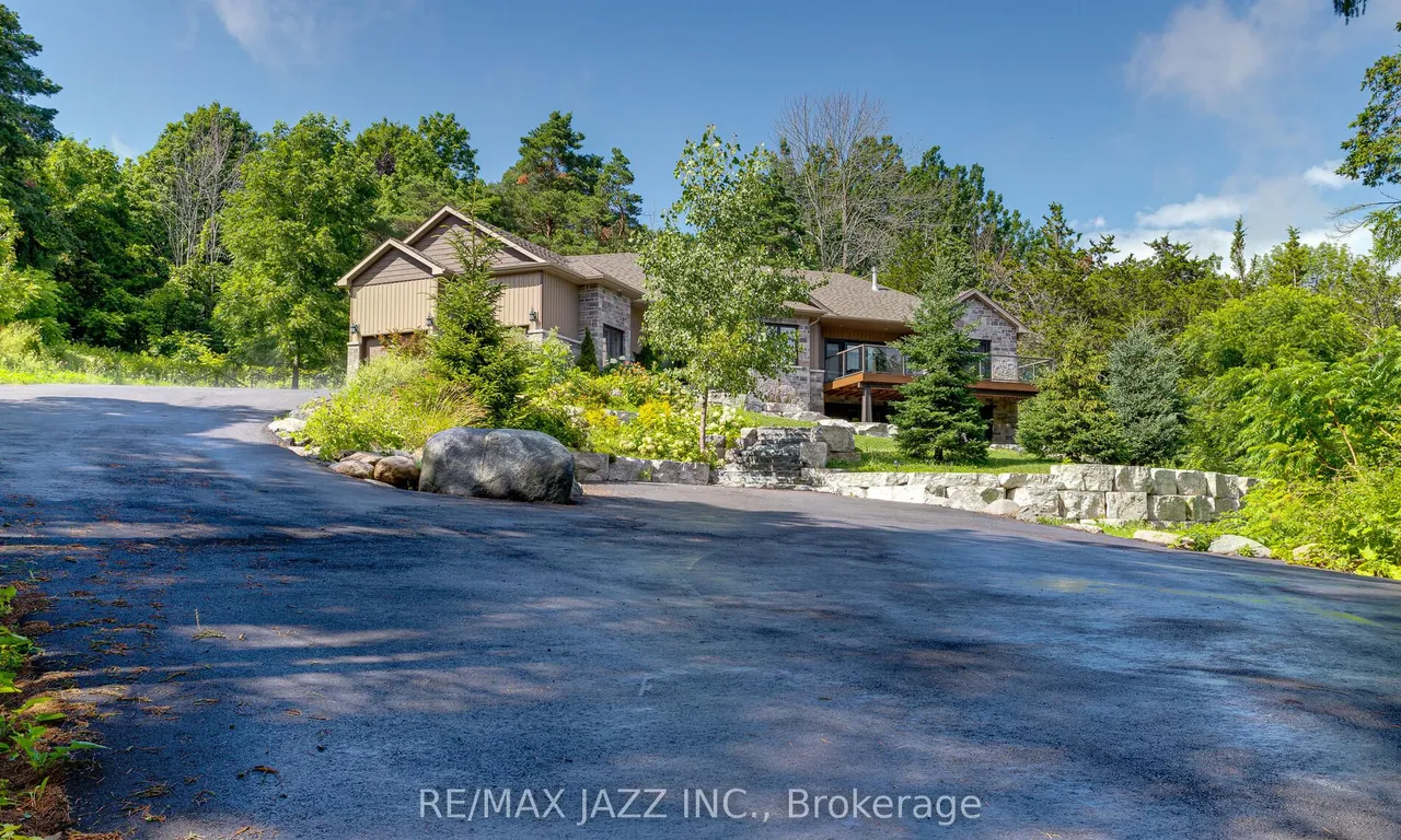 802 Smith St, Brighton, ON K0K 1H0