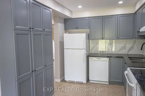 20 Curzon Cres, Guelph, ON N1K 1Z9