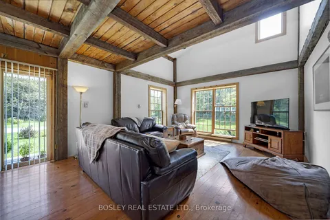 5216 Trafalgar Rd, Erin, ON N0B 1T0