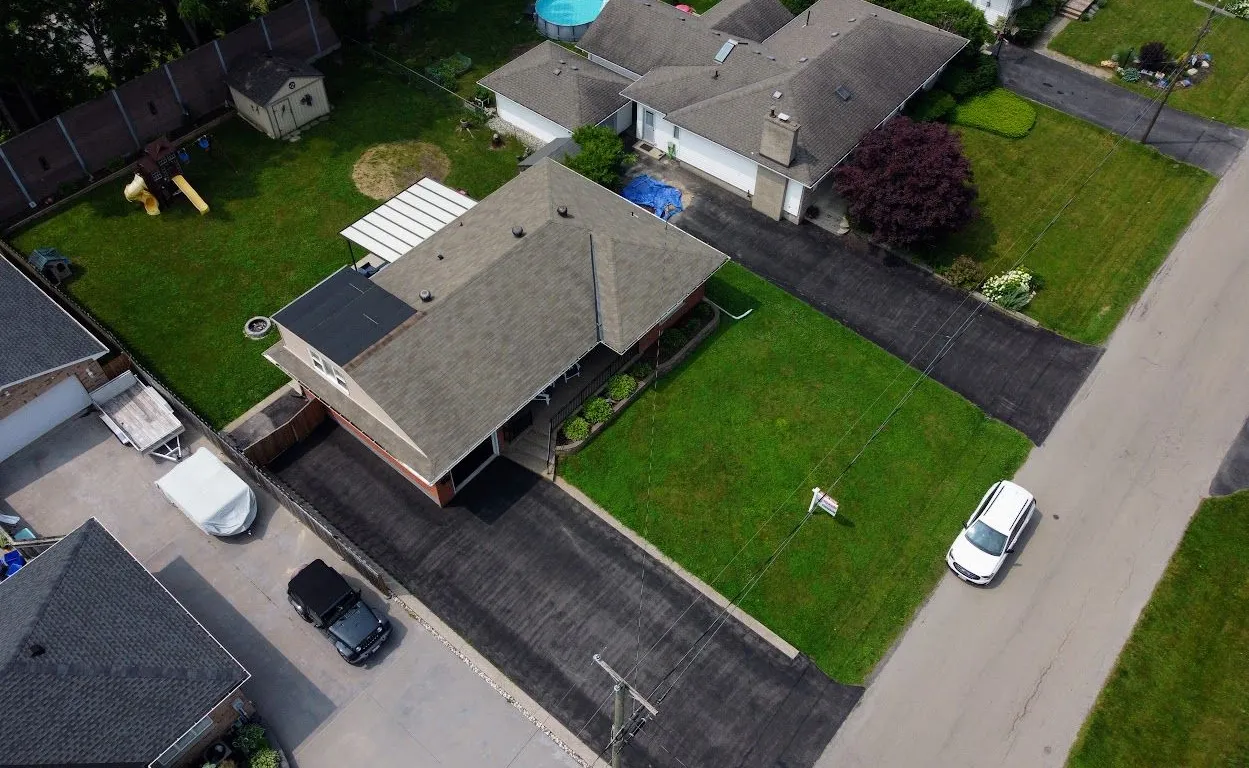 26 Hatton Dr, Hamilton, ON L9G 2H6