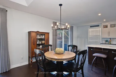 9 Greeneagle Dr, Tillsonburg, ON N4G 5V6