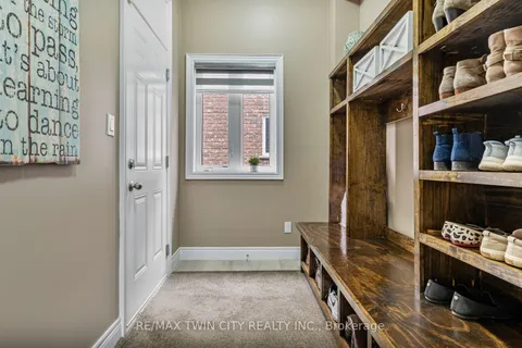 86 Galena St, Wellesley, ON N0B 2T0