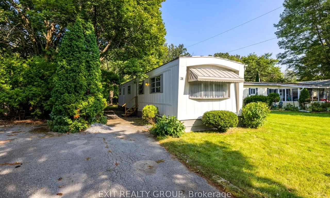 28 Linden Blvd, Quinte West, ON K8N 4Z3