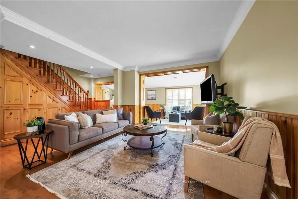 Detached kitchen at 4136 #6 Highway Haldimand