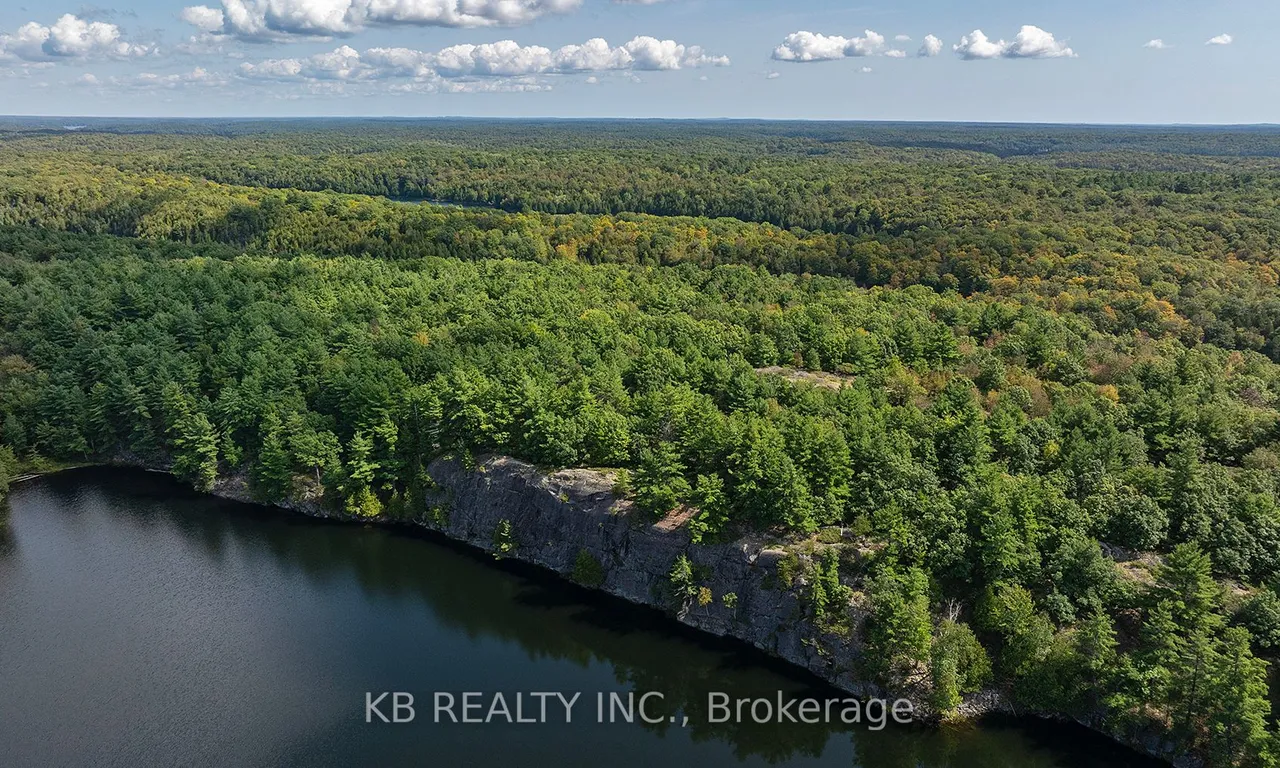 00 N/A, South Frontenac, ON K0H 2V0