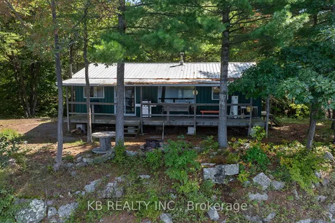 00 N/A, South Frontenac, ON K0H 2V0