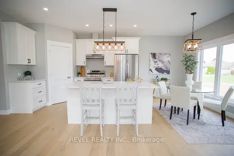 7A Yeager Ave, Norfolk, ON N3Y 5N4
