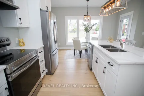 7A Yeager Ave, Norfolk, ON N3Y 5N4