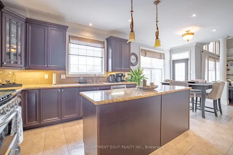 54 Las Rd, West Lincoln, ON L0R 2A0
