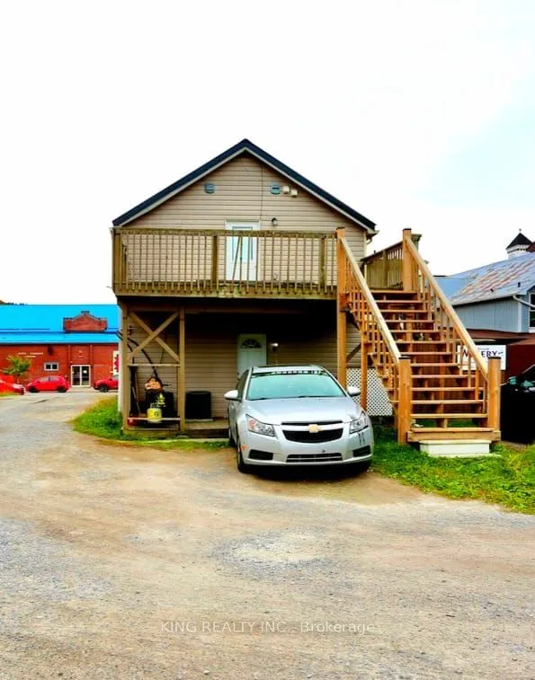 18 King St, Cavan Monaghan, ON L0A 1G0