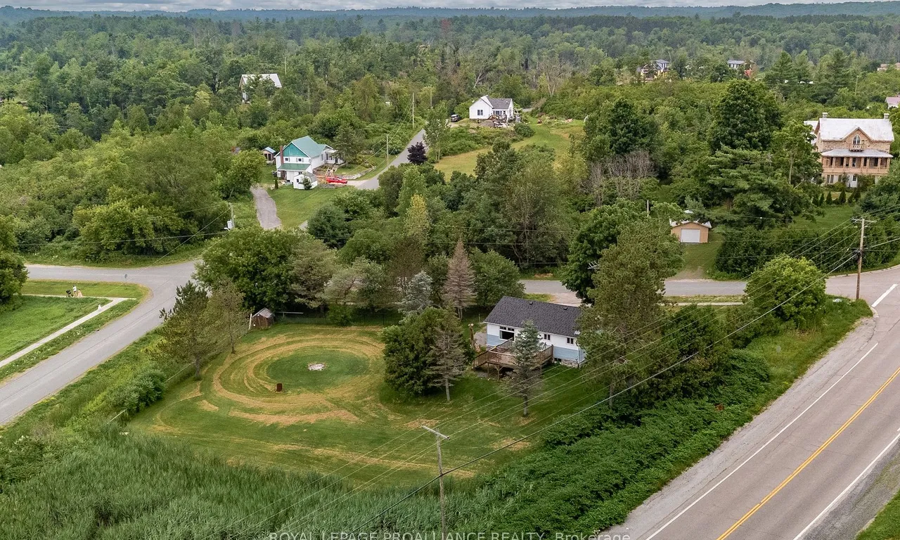 96 Hungerford St, Tweed, ON K0K 3J0