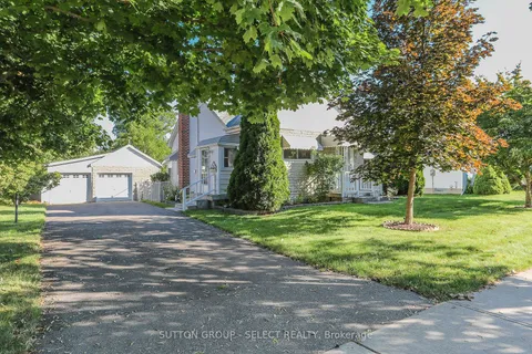 1866 Avalon St, London, ON N5W 3G8