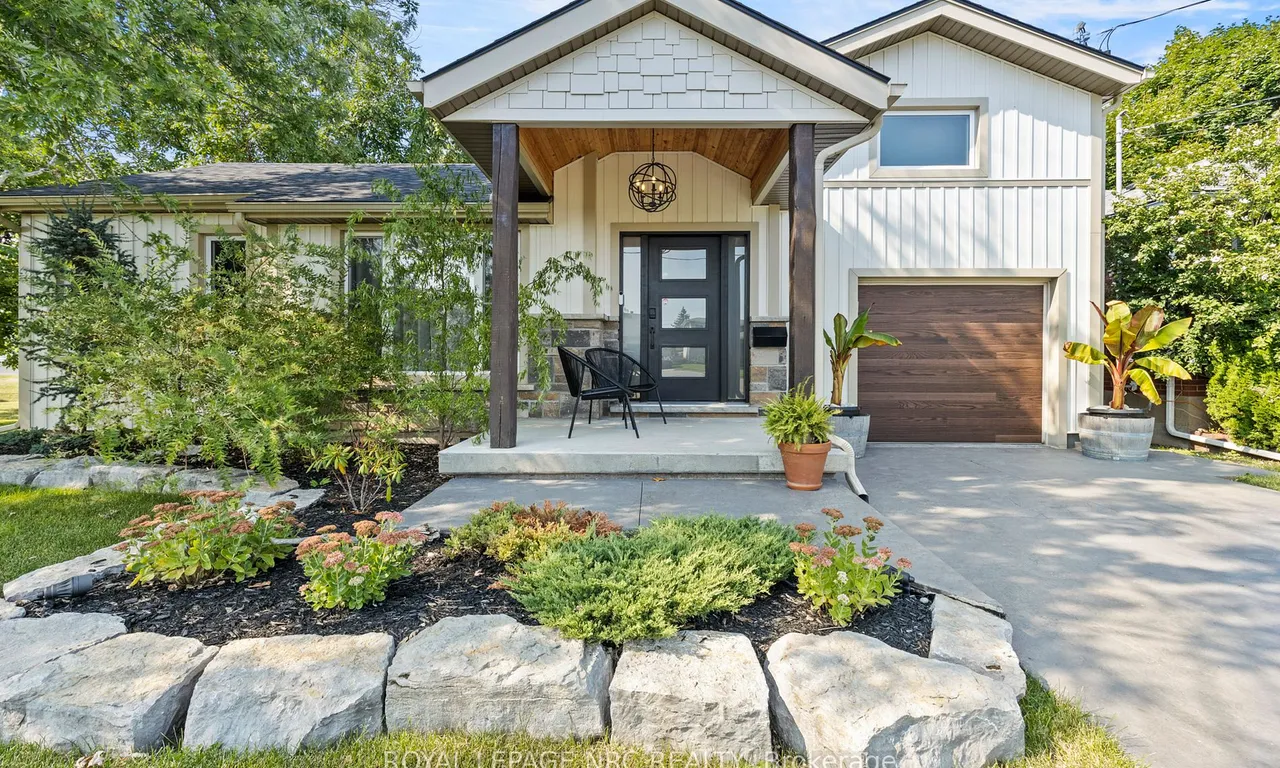 5 Dorothy St, St. Catharines, ON L2N 4A4