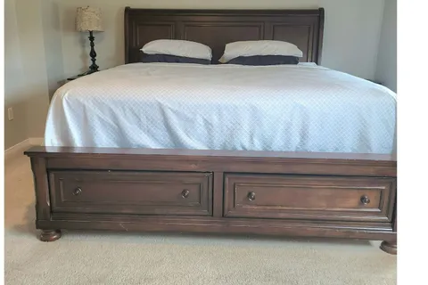 48 Humphrey St, Hamilton, ON L0R 2H1