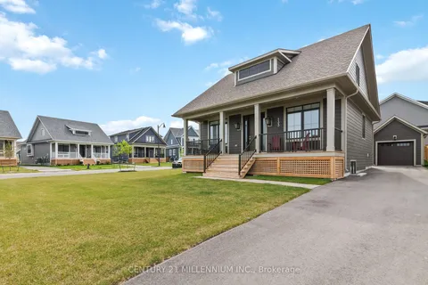 133 Red Pine St, Blue Mountains, ON L9Y 0Z3