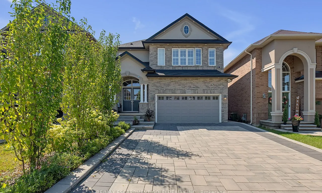 107 Vinton Rd, Hamilton, ON L9K 0G6