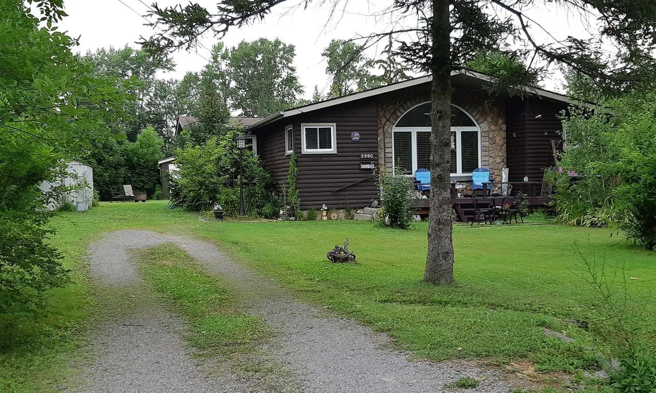 2990 Poplar Ave, Fort Erie, ON L0S 1N0