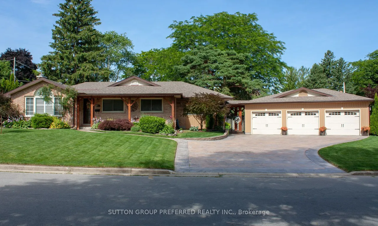 373 Willard Cres, London, ON N6K 2H8