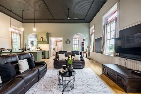 275 Valentia Rd, Kawartha Lakes, ON K0M 2C0