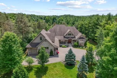 209 Hume Rd, Puslinch, ON N0B 2J0