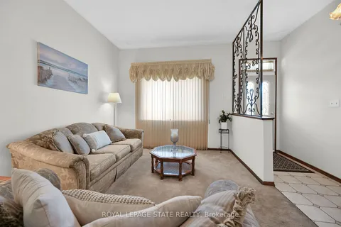 175 Victoria Ave, Hamilton, ON L8L 5E9
