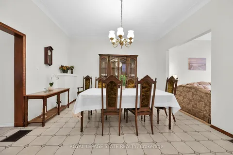 175 Victoria Ave, Hamilton, ON L8L 5E9