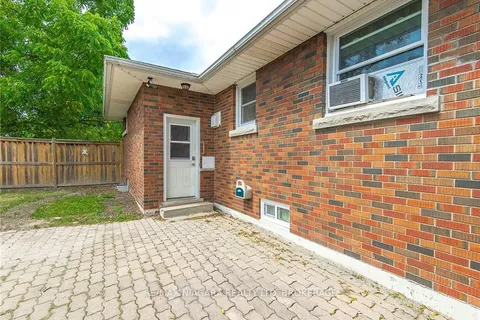 106 Highland Ave, Port Colborne, ON L3K 3S6