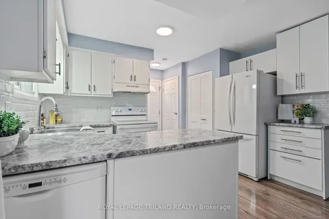 1289 Jalna Blvd, London, ON N6E 2G3