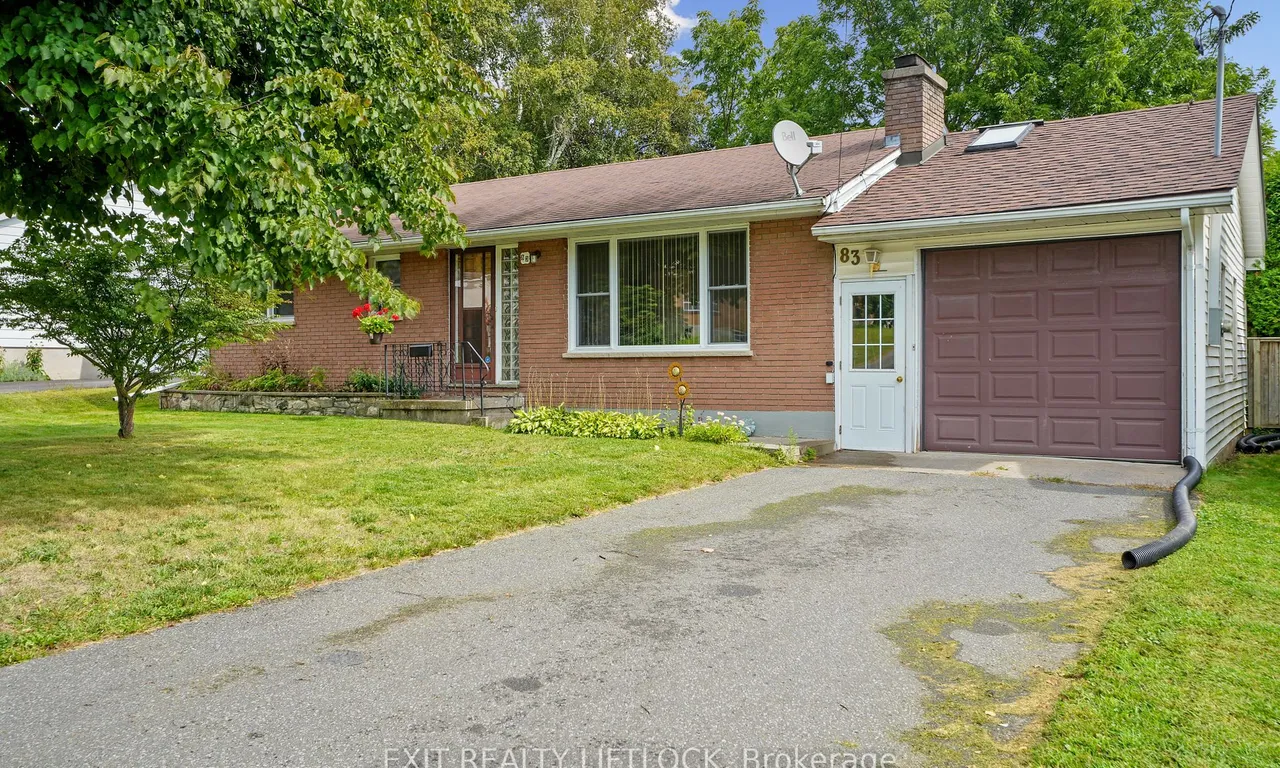 83 Alice St, Brighton, ON K0K 1H0