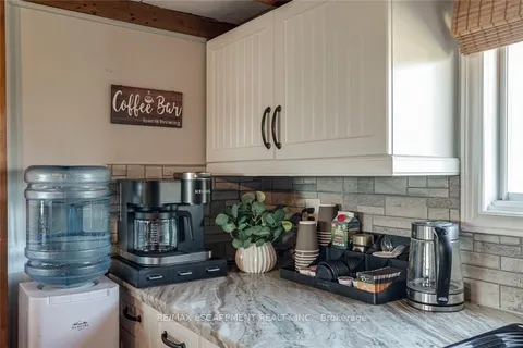 71 Lakeshore Rd, Haldimand, ON N0A 1P0