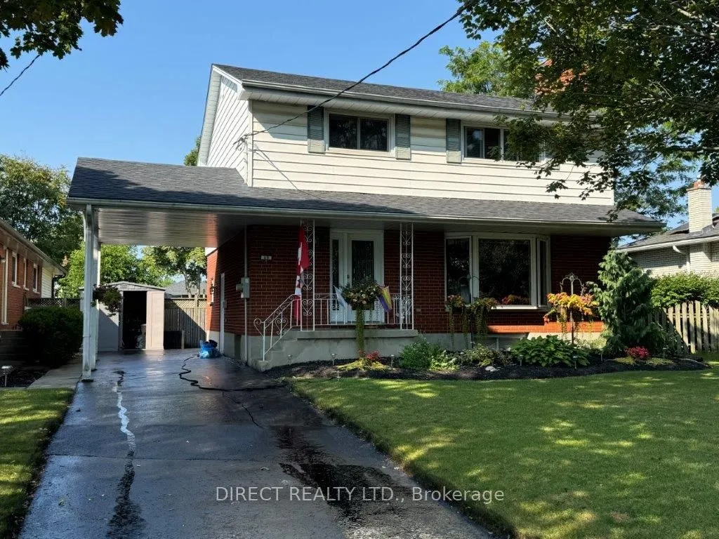 49 Plaza Sq, Belleville, ON K8N 4J2