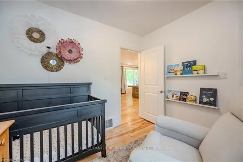 6 Torrance Cres, Guelph, ON N1H 1T6