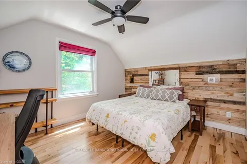 6 Torrance Cres, Guelph, ON N1H 1T6