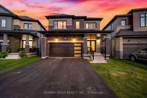 23 Santo Crt, Woolwich, ON N0B 1M0