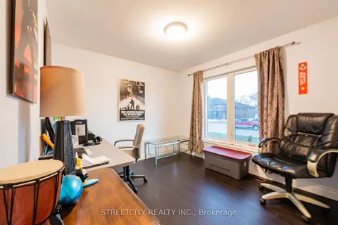 251 Jewel St, LaSalle, ON N9J 3X4