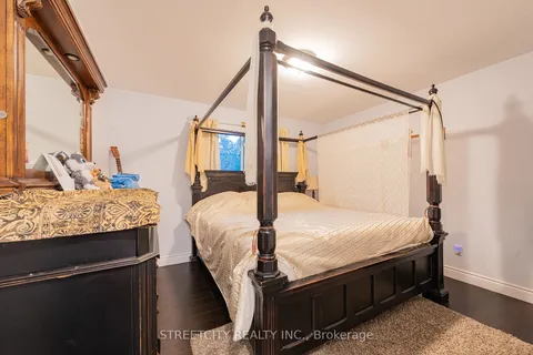 251 Jewel St, LaSalle, ON N9J 3X4