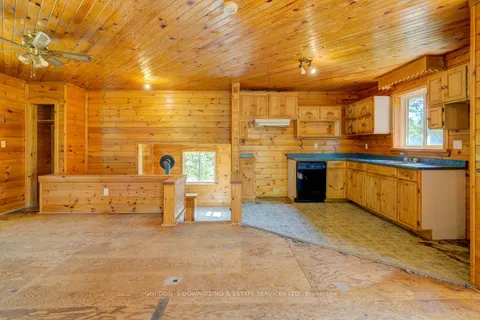 248 Moores Rd, Tweed, ON K0K 3J0