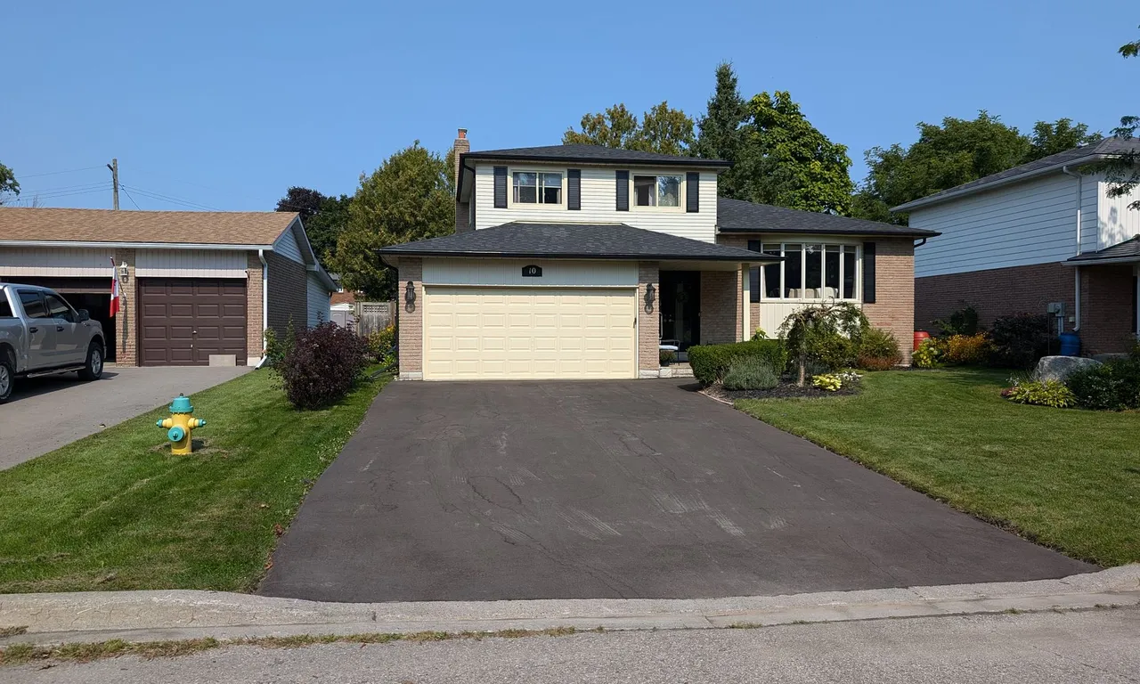 10 McDonagh Dr, Kawartha Lakes, ON K9V 5B1