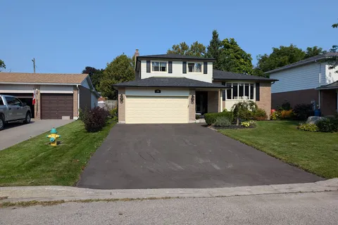 10 McDonagh Dr, Kawartha Lakes, ON K9V 5B1